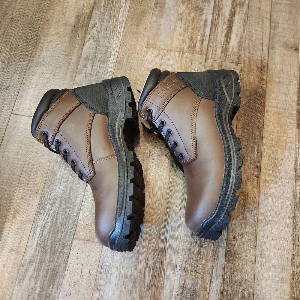 Avenger work boots